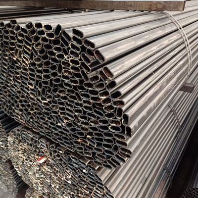 シームレス鋼 12m 炭素鋼管 熱間圧延 黒鉄パイプ 構造用