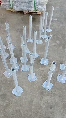 調整可能な中空スクリューベースジャッキ、足場と建設用の頑丈なスチールサポート